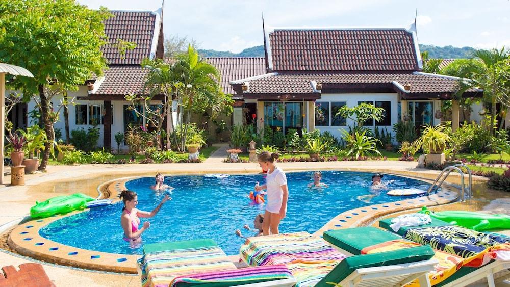 Andaman Bangtao Bay Resort Phuket Esterno foto